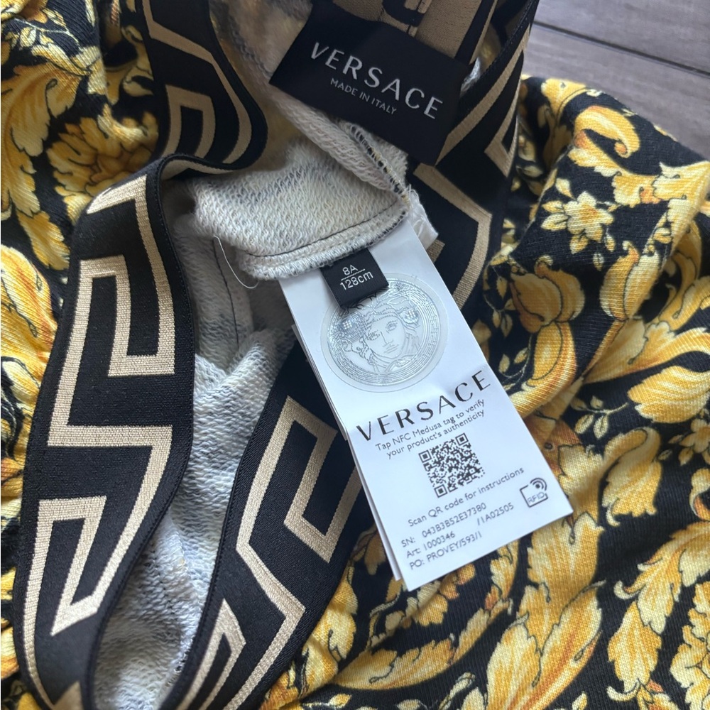 Versace Black and Gold Floral Pattern Shorts 8 year old - Picture 6 of 6